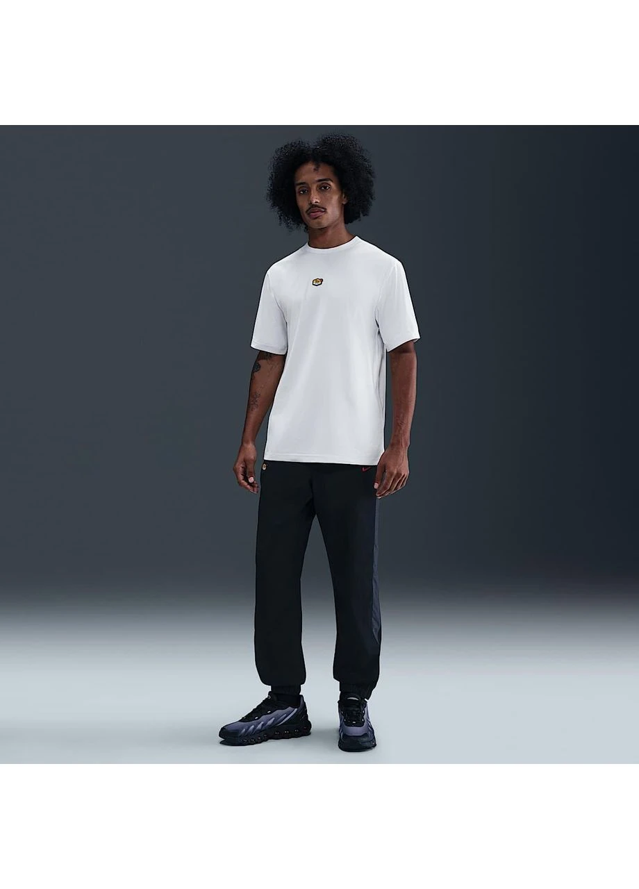 Белая футболка sportswear tuned air мужская белая im5981-121 Nike