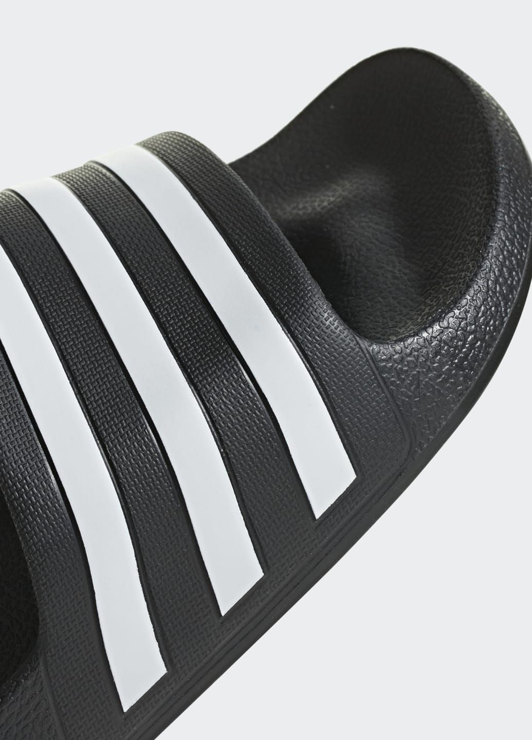 Черные спортивные шлепанцы adilette aqua adidas