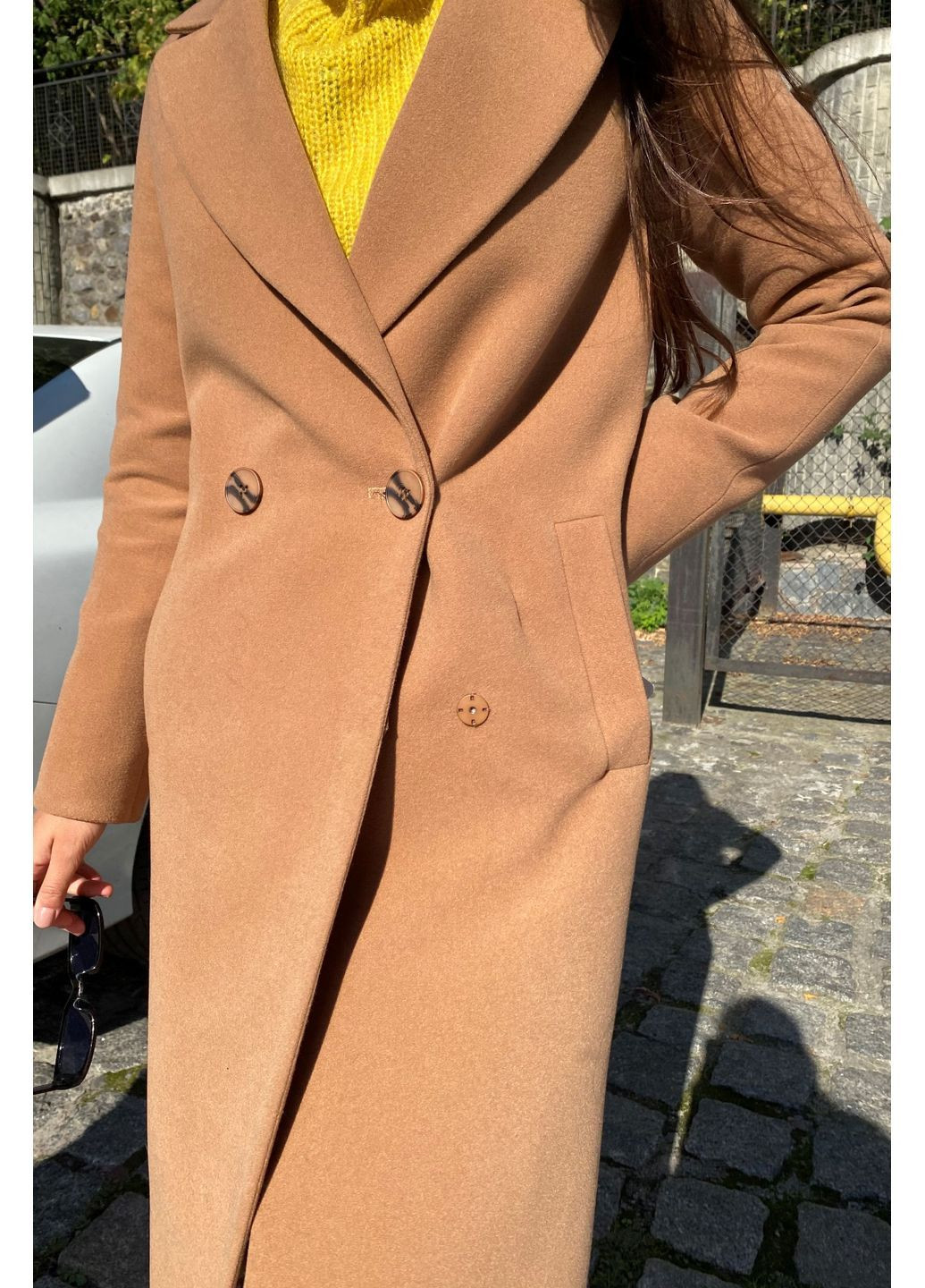 Светло-коричневое зимнее Пальто зимнее C65 двубортное CHICLY