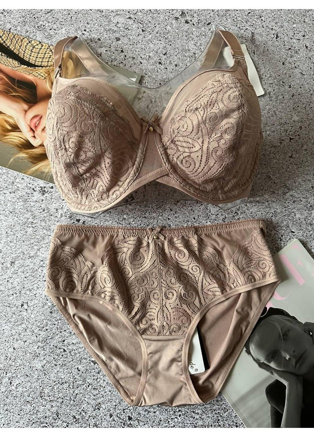 Пудровий жіноча нижня білизна комплект на 5 розмір пудровий Lanny Mode