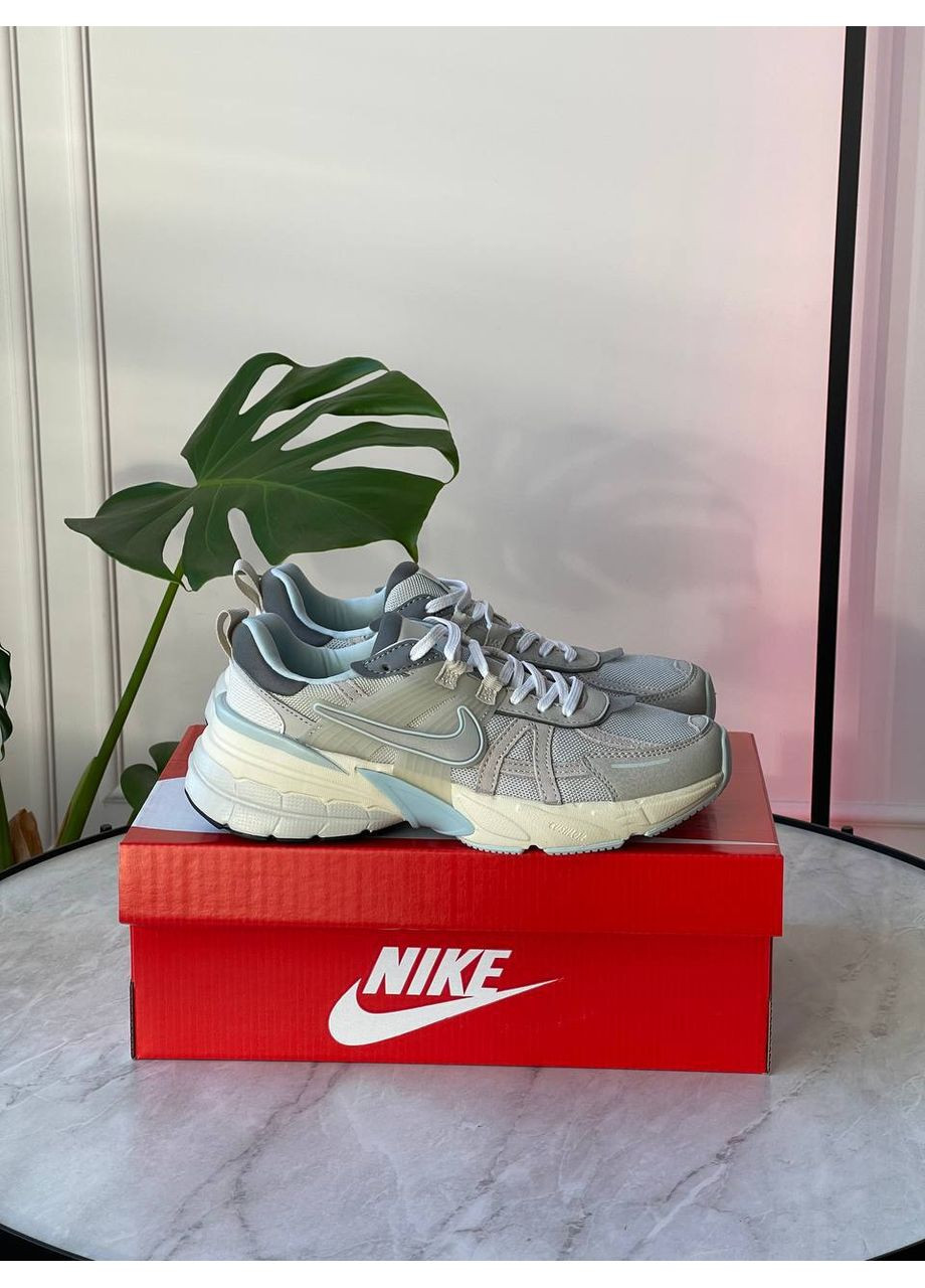 Кроссовки женские Nike V2K Run Light Iron Ore Grey | Найк В2К Рантек серые No Brand серые демисезоны (362035200)