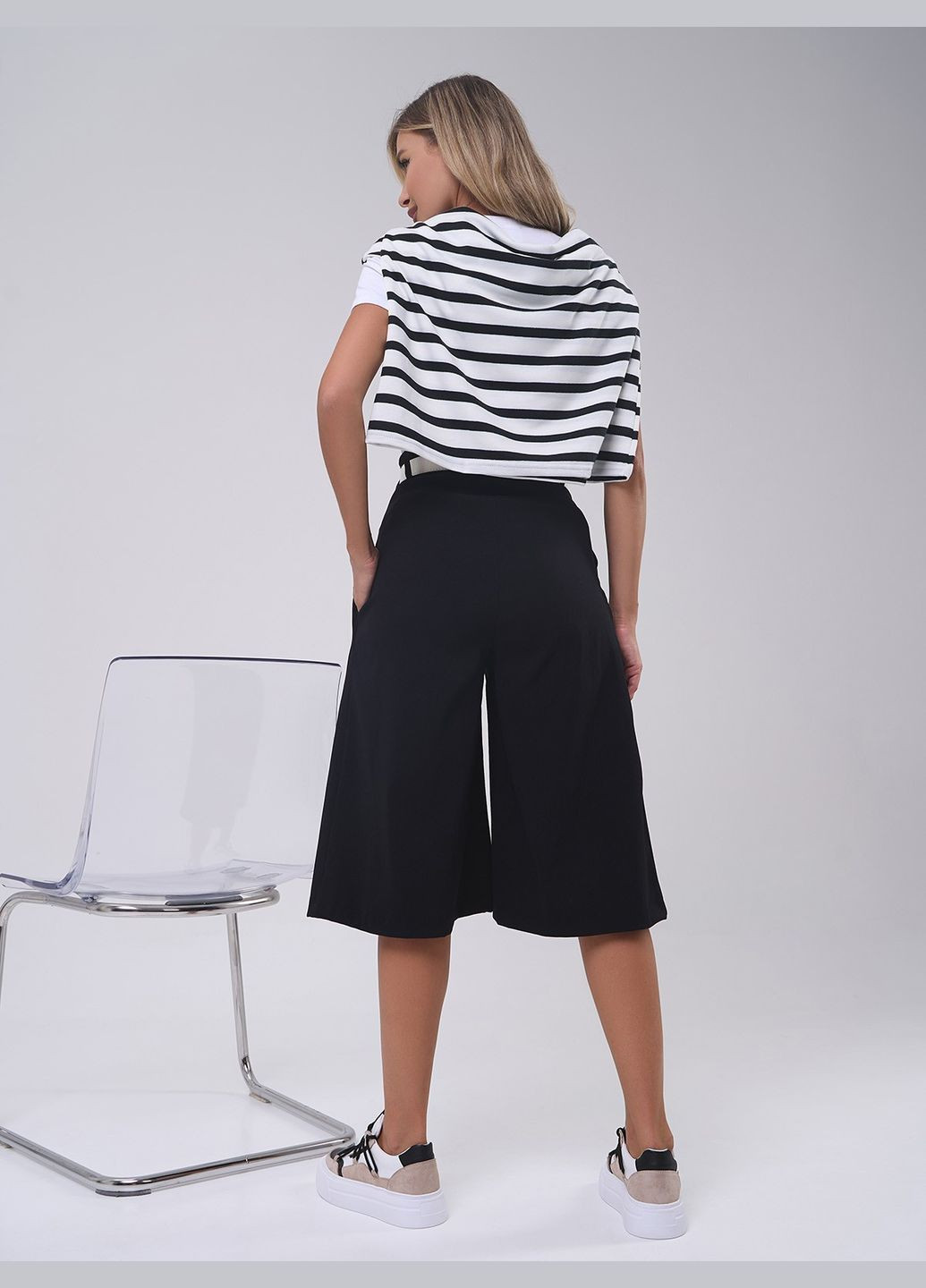 Трендовые котоновые кюлоты с защипами No Brand (328599239)