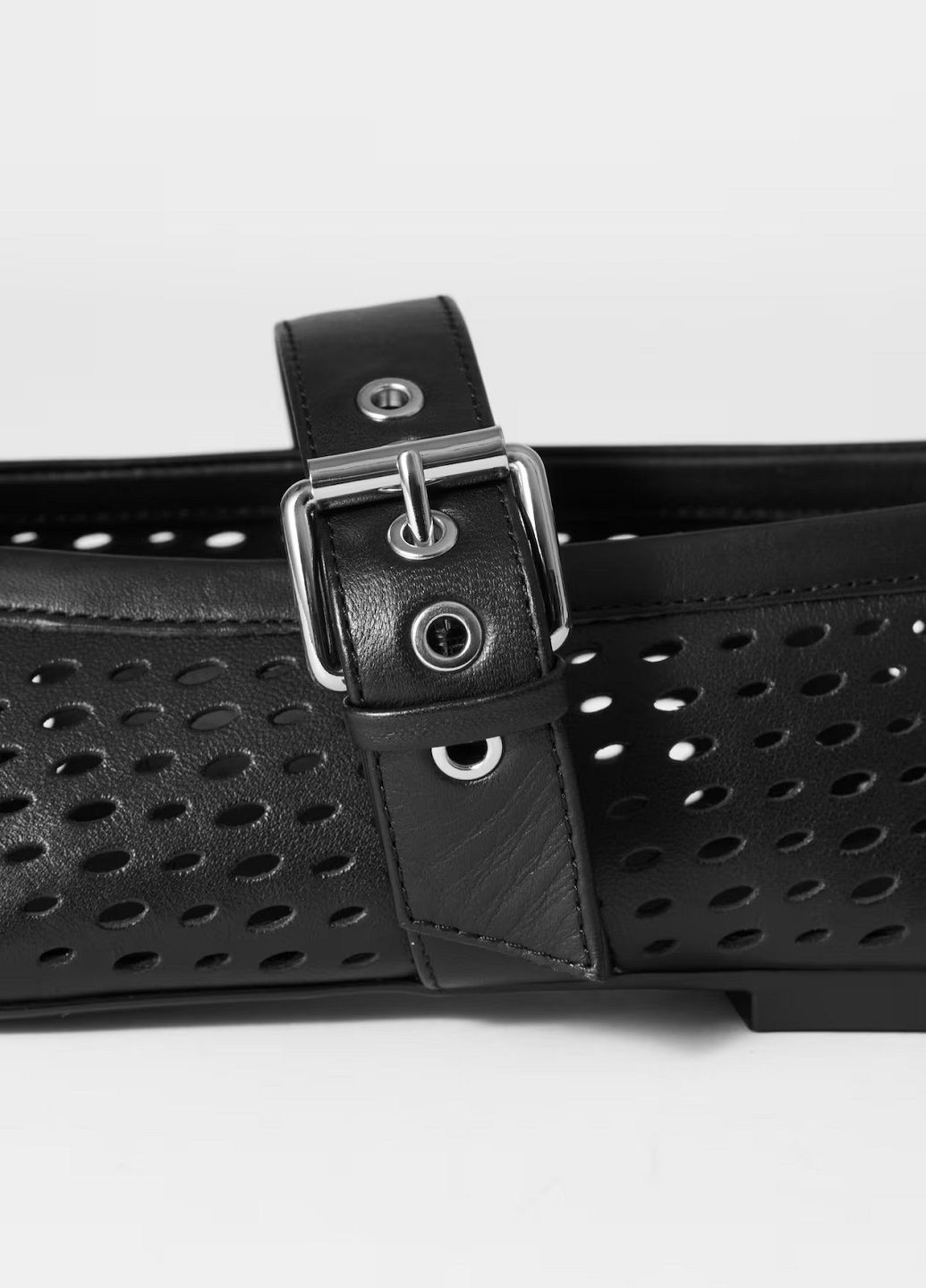 Жіночі балетки & Other Stories | чорні однотонні натуральна шкіра (336432768)