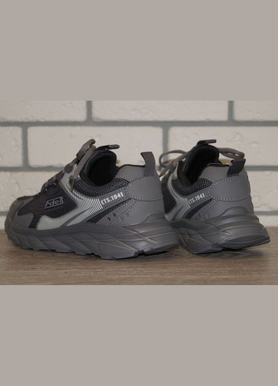 Темно-серые демисезонные кроссовки спортивные подростковые темно-серые FDEK
