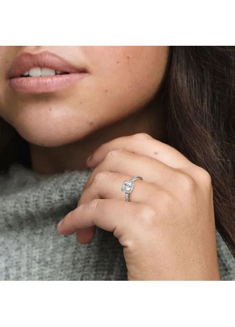 Срібна каблучка Пандора "Сяючий квадрат" 190947CZ Kabluchka (355344751)