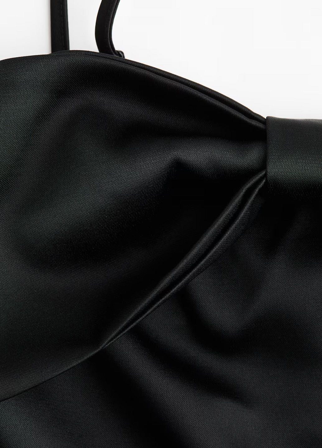 Черное праздничный платье H&M однотонное