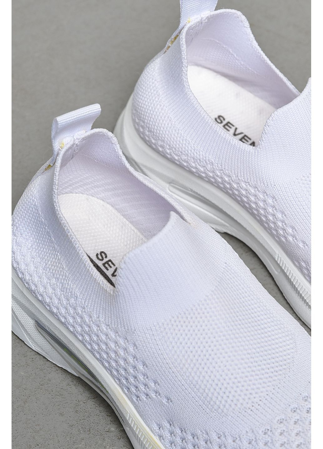 Білі осінні кросівки дитячі текстильні білого кольору Let's Shop