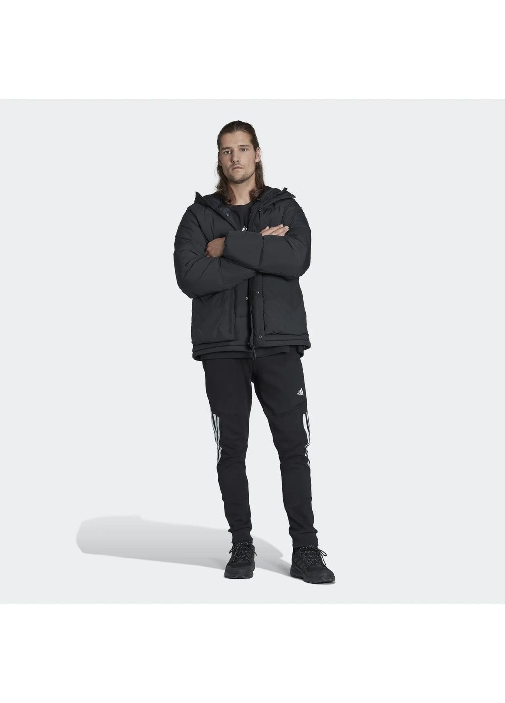 Чорна пуховик чоловічий utilitas black hg8581 adidas