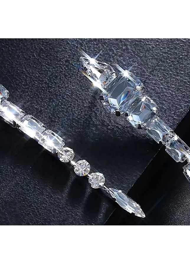 Сережки жіночі довгі у каміннях No Brand (365301767)