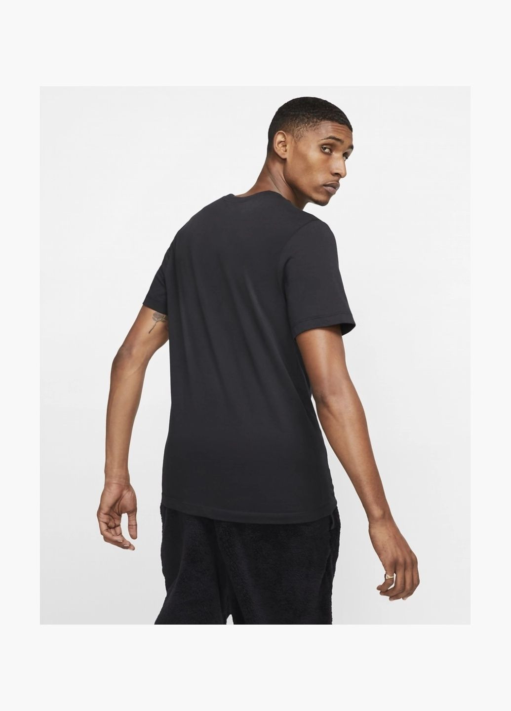 Черная мужская футболка m nsw club tee as black ar4997-013 Nike