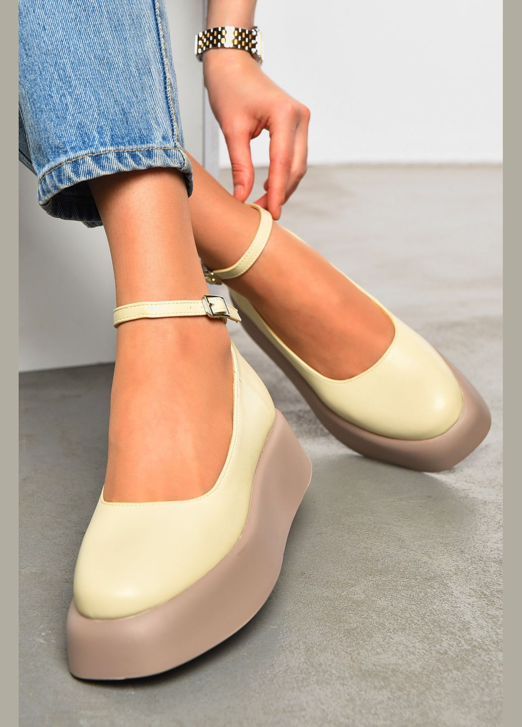 Let's Shop Туфли женские бежевого цвета лодочки бежевый з искусственная кожа, украина — демисезон (326740007)