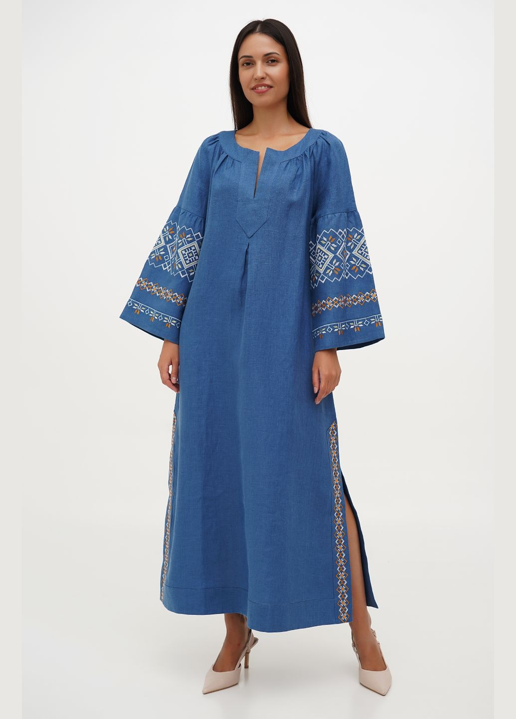 Синя вишита сукня з льону під пояс із геометричним орнаментом та рукавом реглан обрій., р., код 0403/44/369 ГАЛЕРЕЯ ЛЬОНУ