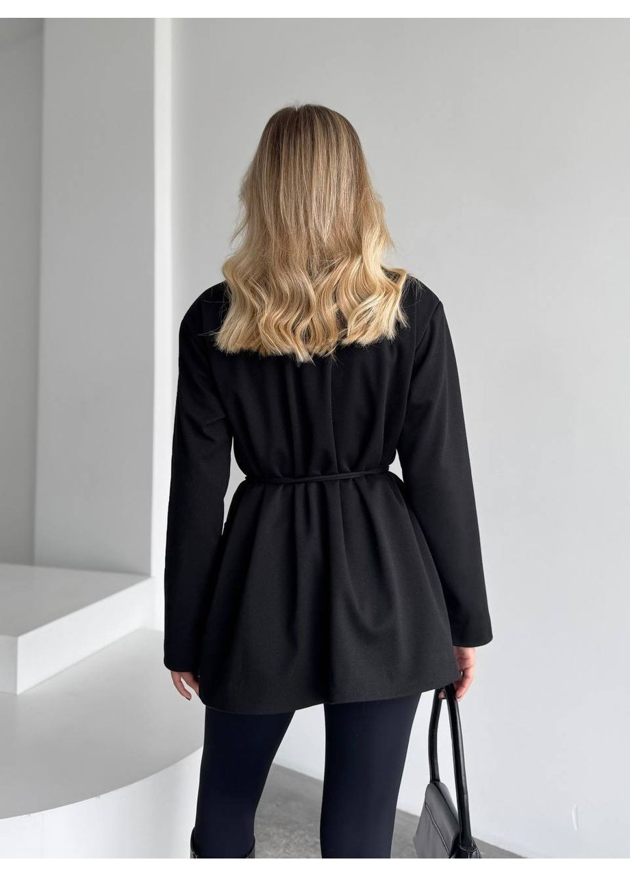 Черный женский женский пиджак с плечиками черного цвета 35221 No Brand однотонный - демисезонный