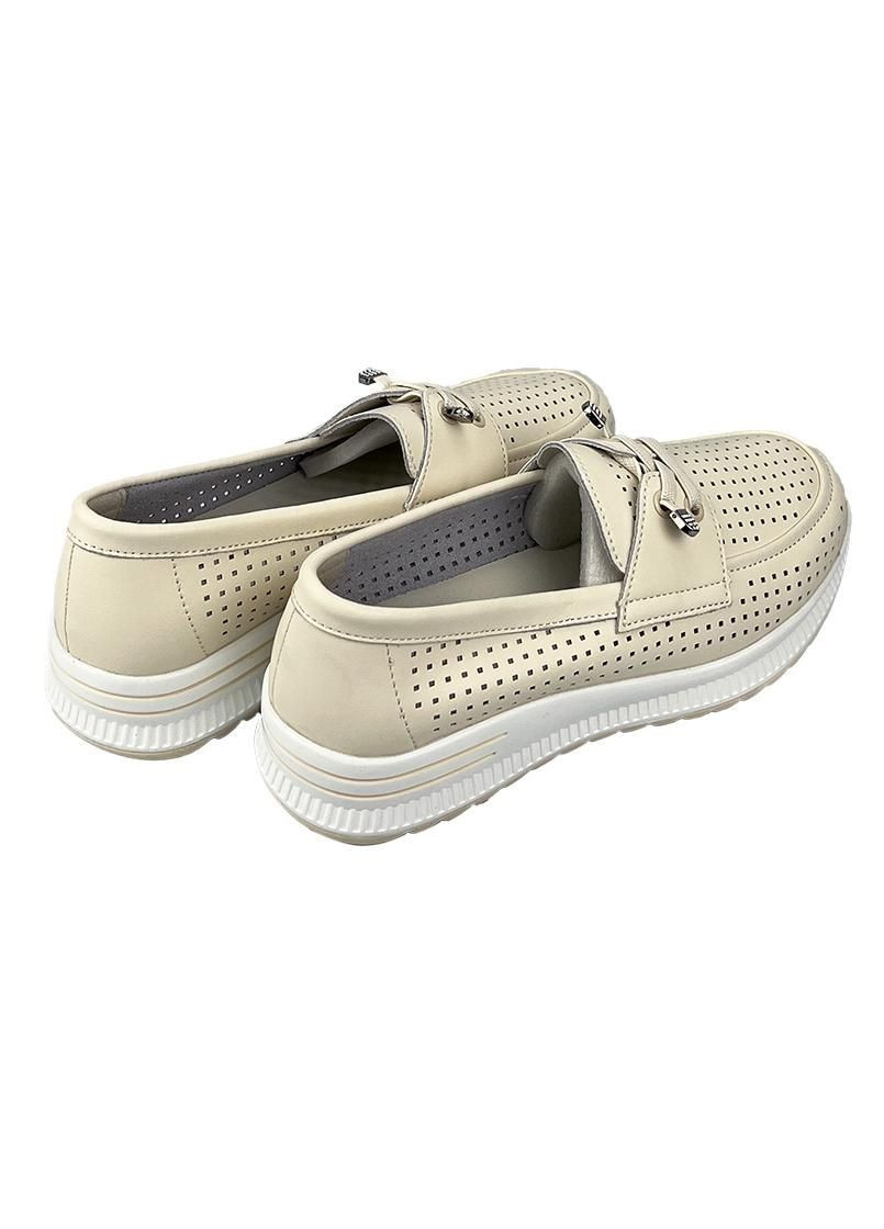 Бежевые лоферы женские перфорированная кожа бежевые 7028-1 Kadisailun