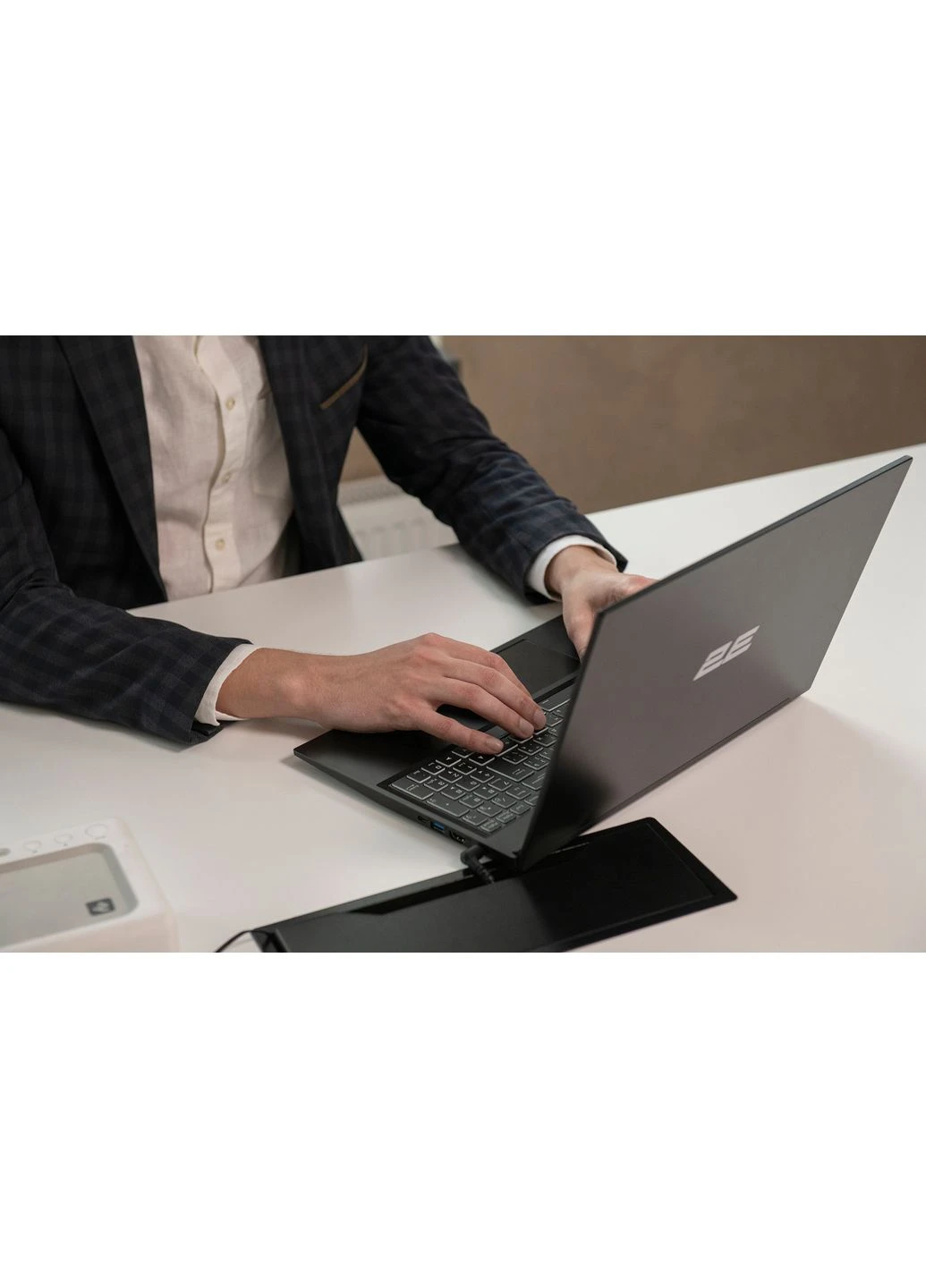 Ноутбук Imaginary 15.6" FHD IPS AG, Intel i5-1335U, 32GB, F1TB, UMA, DOS, 2E (390918244)