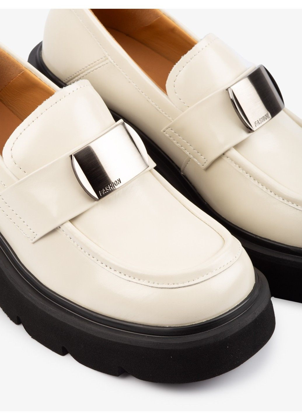 Buts Жіночі лофери 1100749 молочний з натуральна шкіра, — демісезон (302893957)