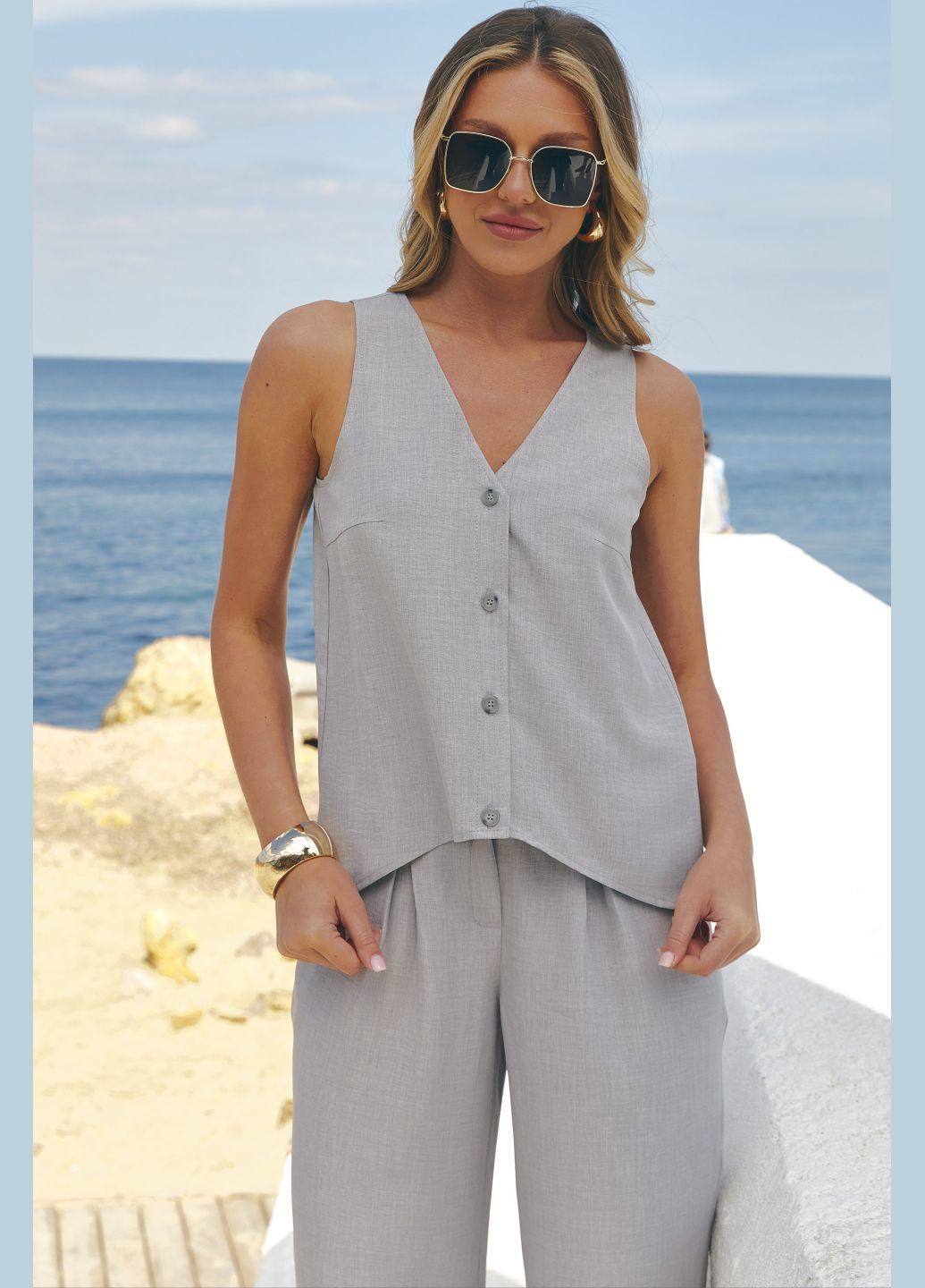 Жилет жіночий асиметричний крій безрукавка жіноча жилетка на ґудзиках льон-котон ST-Seventeen (333832831)