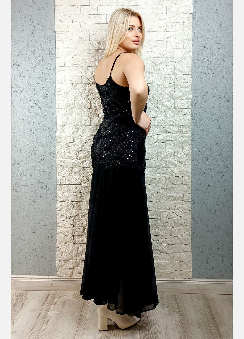 Черное праздничный, коктейльное, вечернее платье а-силуэт Lamiar однотонное