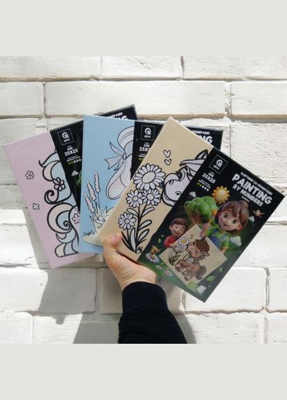 Картина по номерам на подставке "Поросенок" (25х25 см) qbee (369786497)