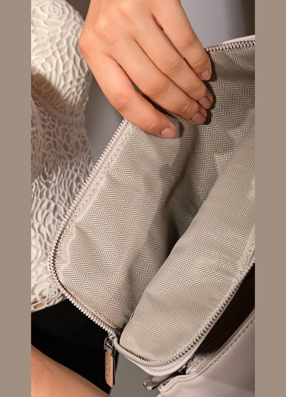 жіноча світло сірого кольору No Brand Сумка клатч (332054529)