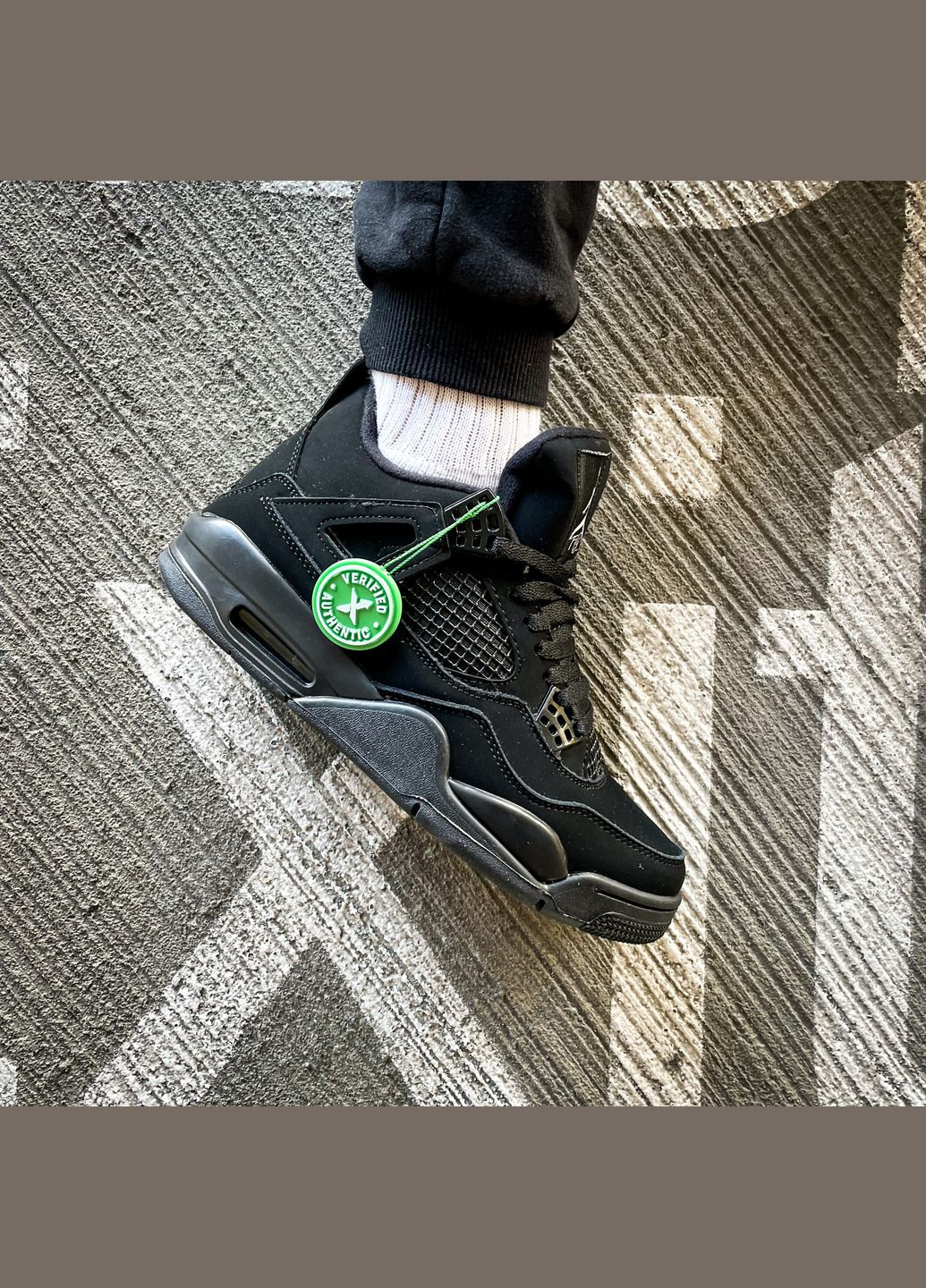 Черные демисезонные кроссовки мужские и женские nike jordan retro 4 black cat | найк джордан ретро 4 черные No Brand