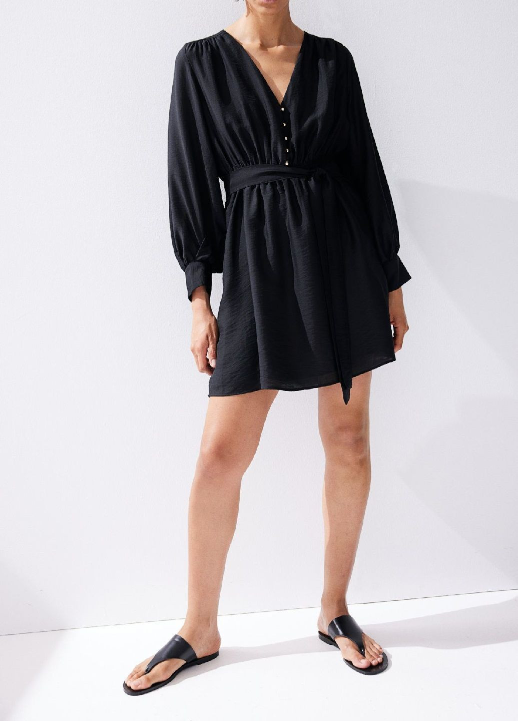 Чорна кежуал сукня H&M з квітковим принтом