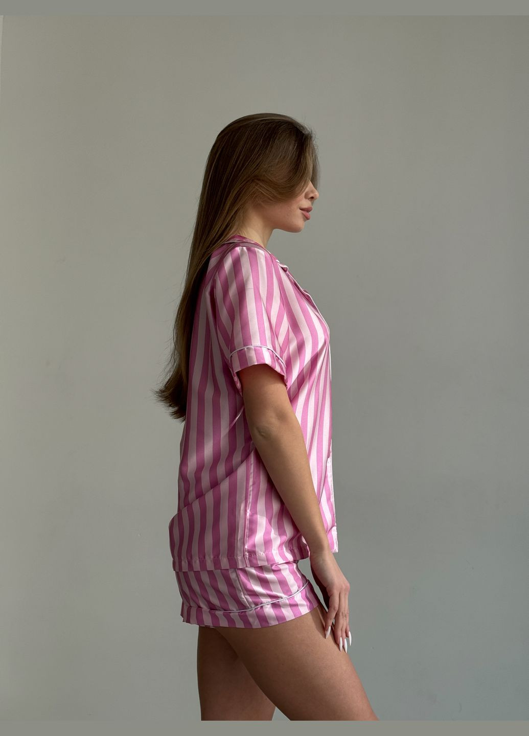 Розовая всесезон шелковая пижама в стиле victoria's secret рубашка + шорты No Brand