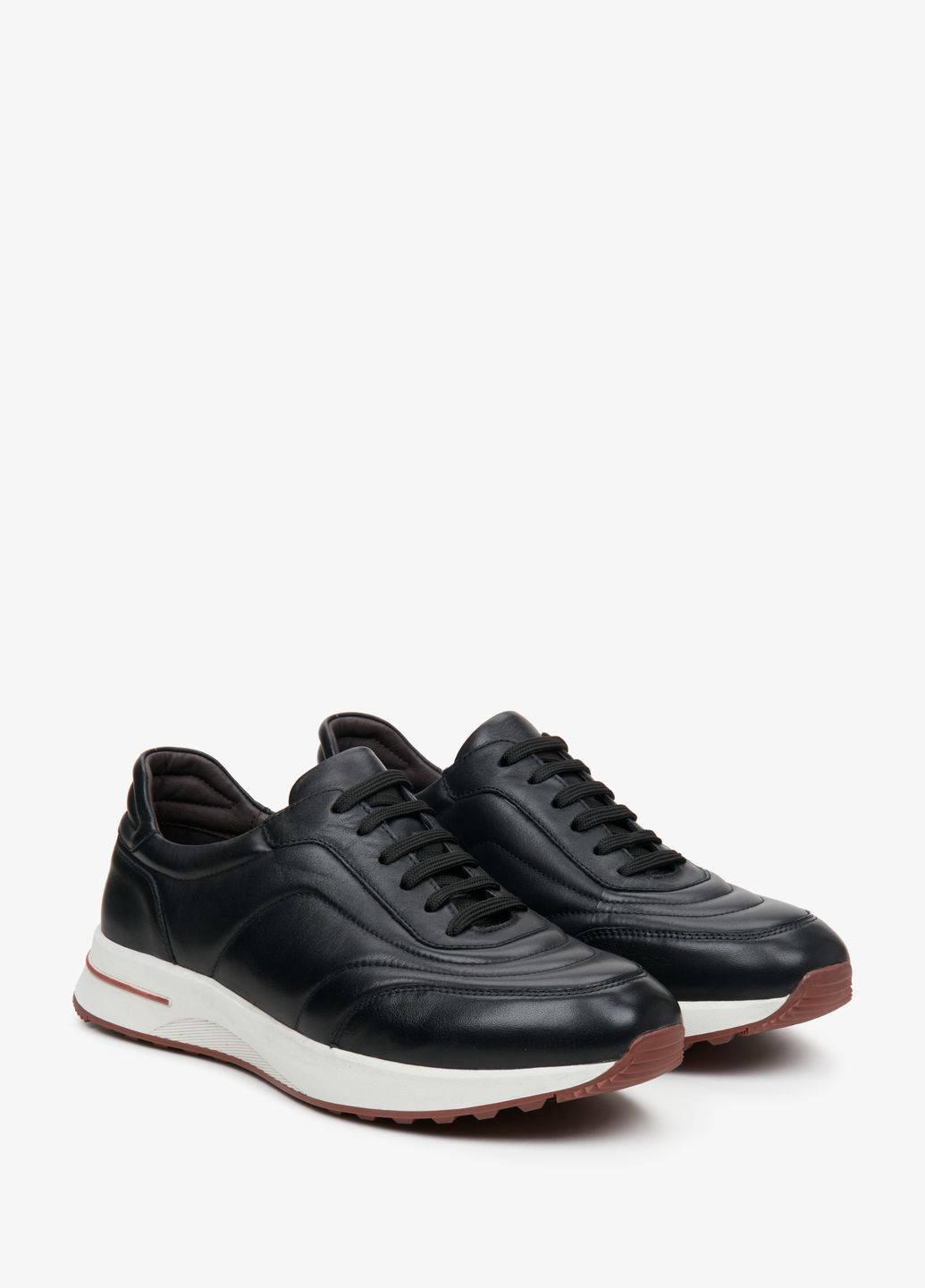 Черные демисезонные кроссовки, цвет черный Estro