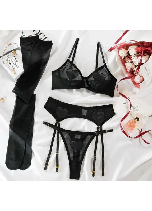 Чорний демісезонний еротичний комплект із прозорої сітки з нашивками-серцями, поясом для панчіх та стрінгами No Brand Комплект білизни