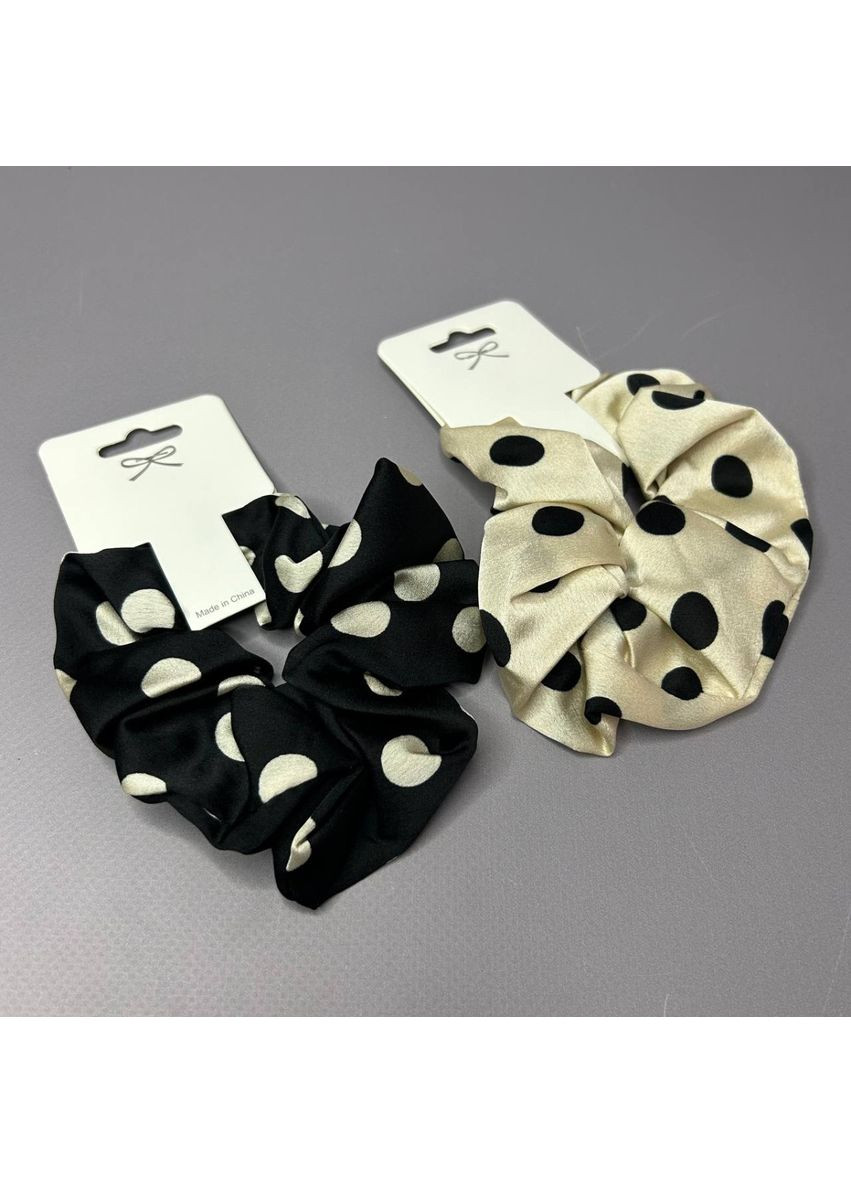 Шовкова резинка для волосся - горошок чорний Plus-plus (352745309)