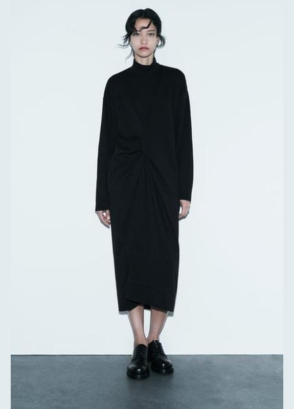 Черное платье черное меди с завязкой платье трикотажное оверсайз черное Zara