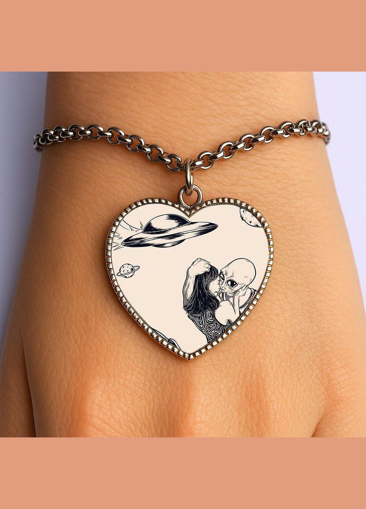 Браслет Інопланетянин #03 (серце) No Brand (329331180)