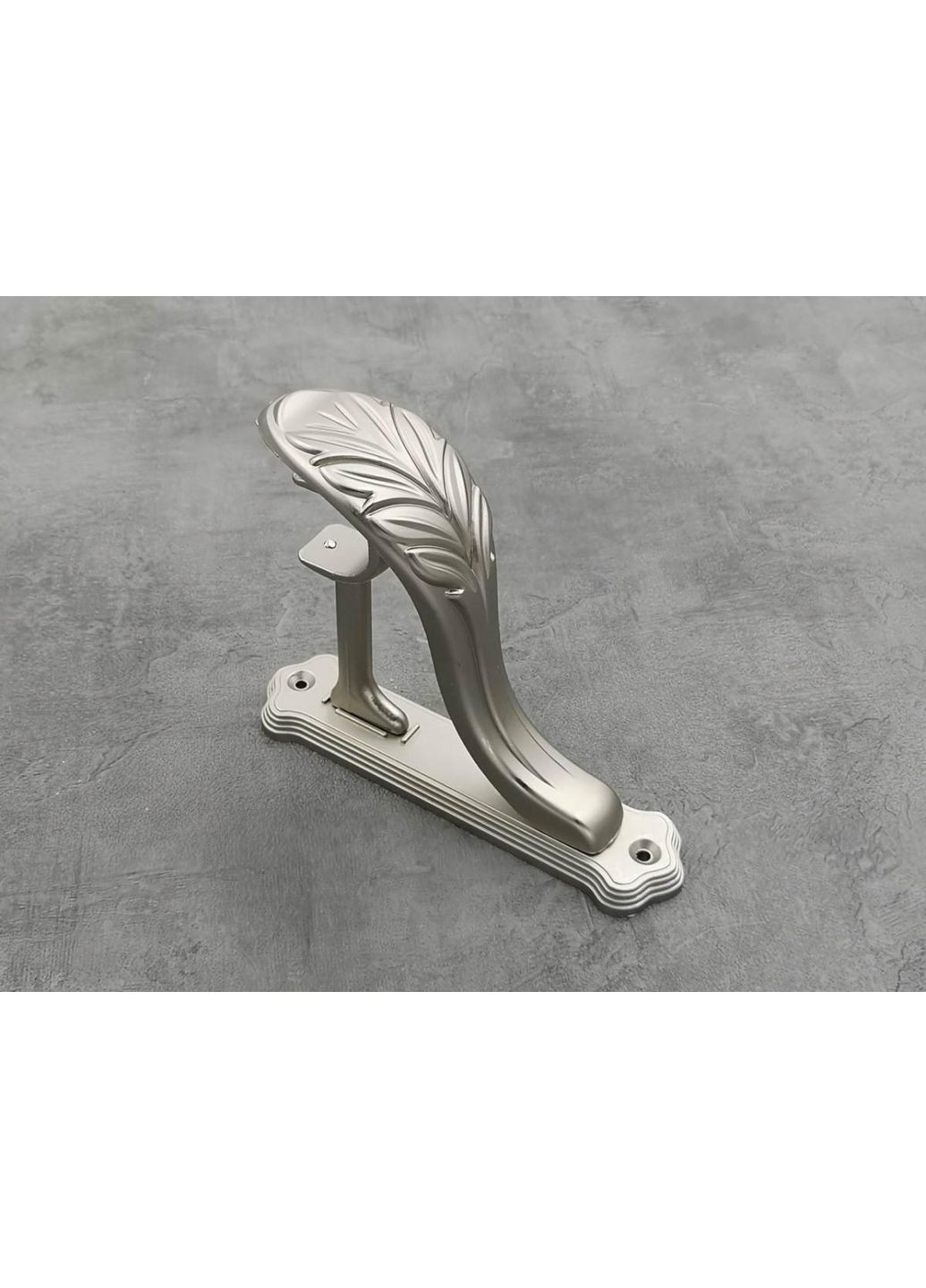 Карниз EM235 рифлена штанга одинарний ретро 25 мм 240 см Сатин Quadrum (352782914)