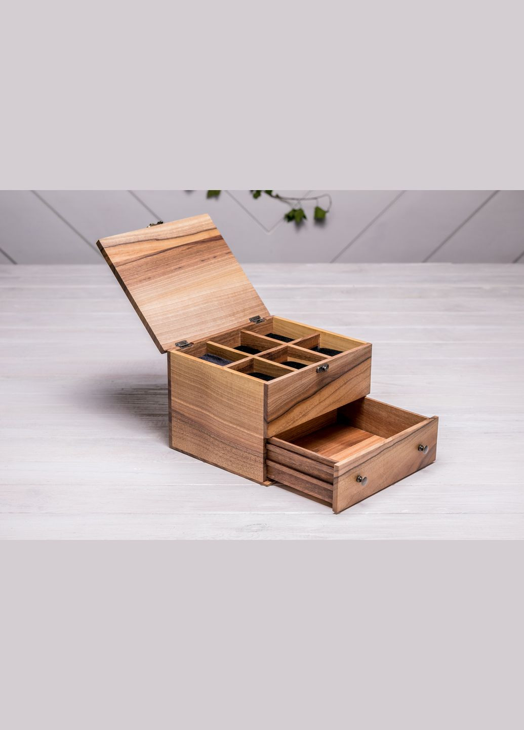 Именная коробочка с гравированием на подарок с шухлядой для украшений EcoWalnut (295266133)