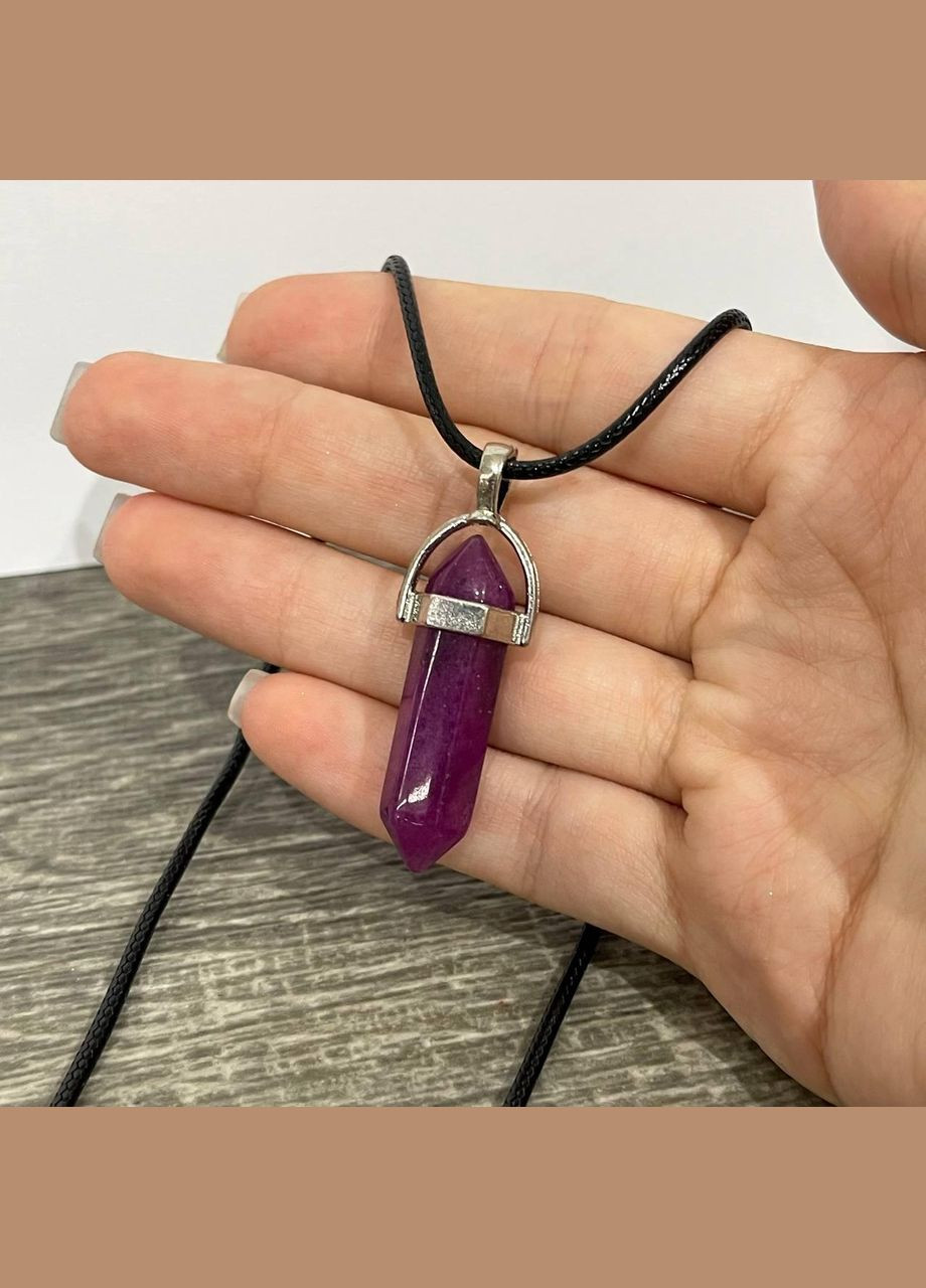 Кулон з натуральним каменем Бузковий агат маятник у вигляді кристала шестигранника на шнурку у подарунковій коробочці Овен (326807785)