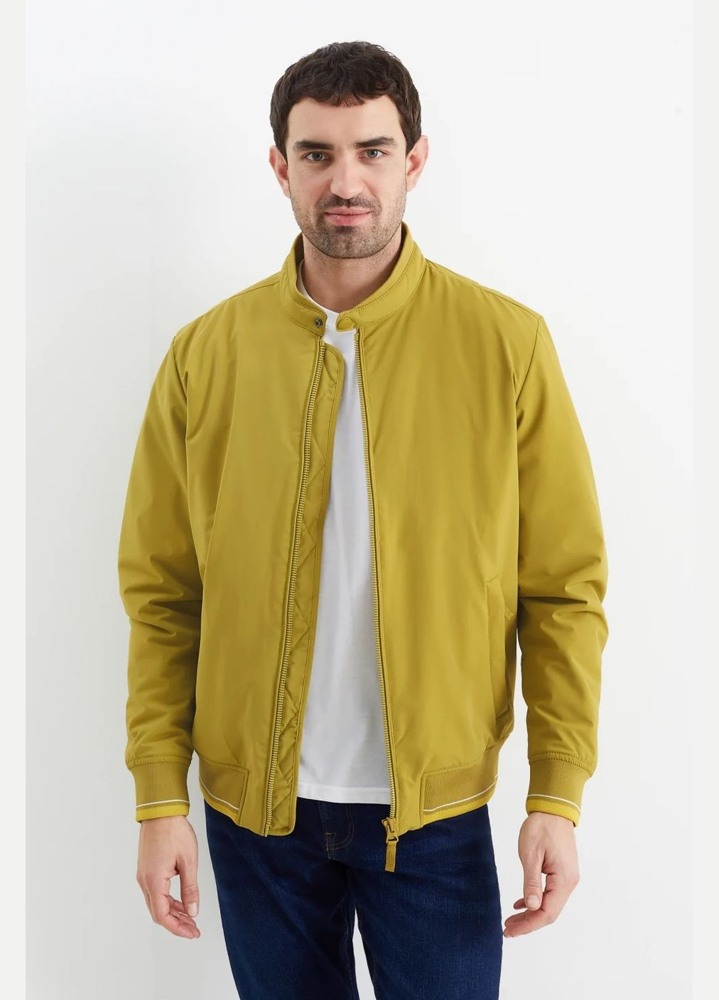 Оливковая демисезонная куртка C&A