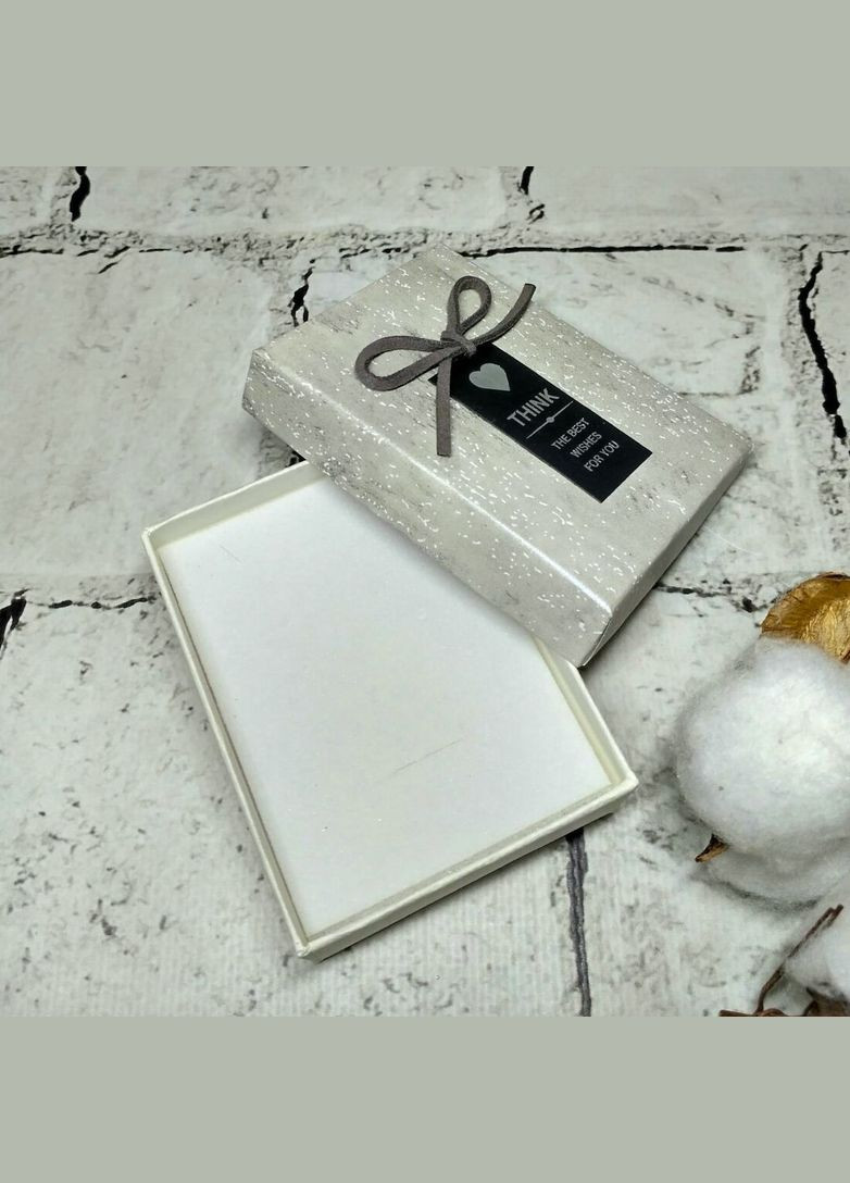 Подарочная коробка для украшений бижутерии 9х7х2,7 см Серебристая No Brand (327367965)