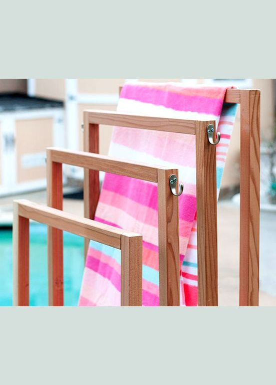 Стійка-вішалка підлогова з дерева Шрадер мускат (СШВ-001907) No Brand (328210359)