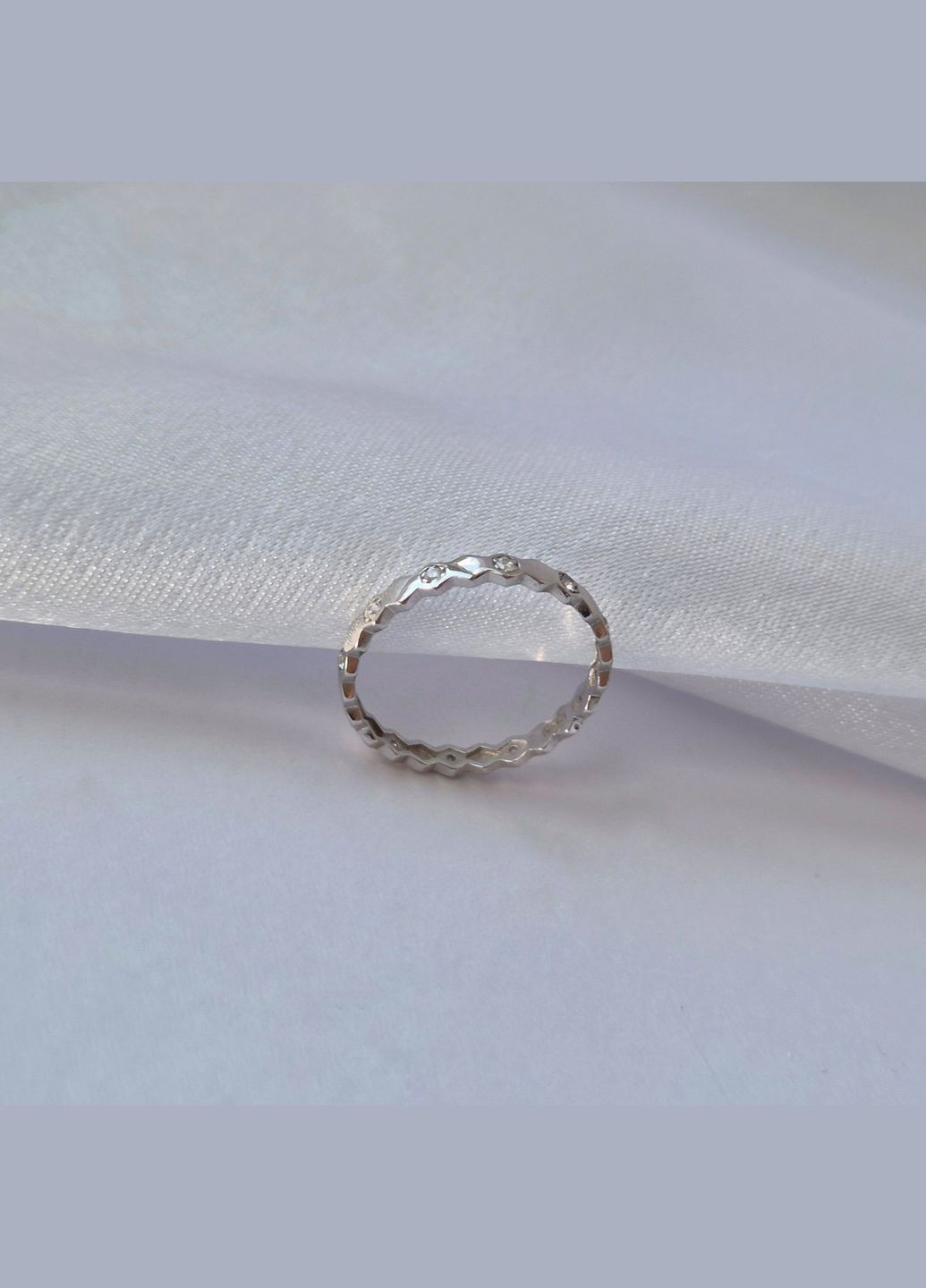 Срібна каблучка з Білими камнями розмір срібло 925 проби Родоване 1533к 0.94г No Brand (306743345)