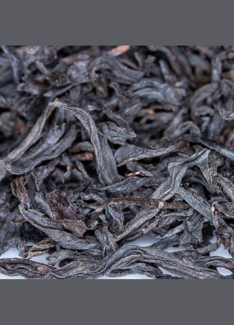 Високогірний Органічний Чжень Шань Сяо Чжун ручної роботи із заповідника Тунмугань - 50 г No Brand (305196182)