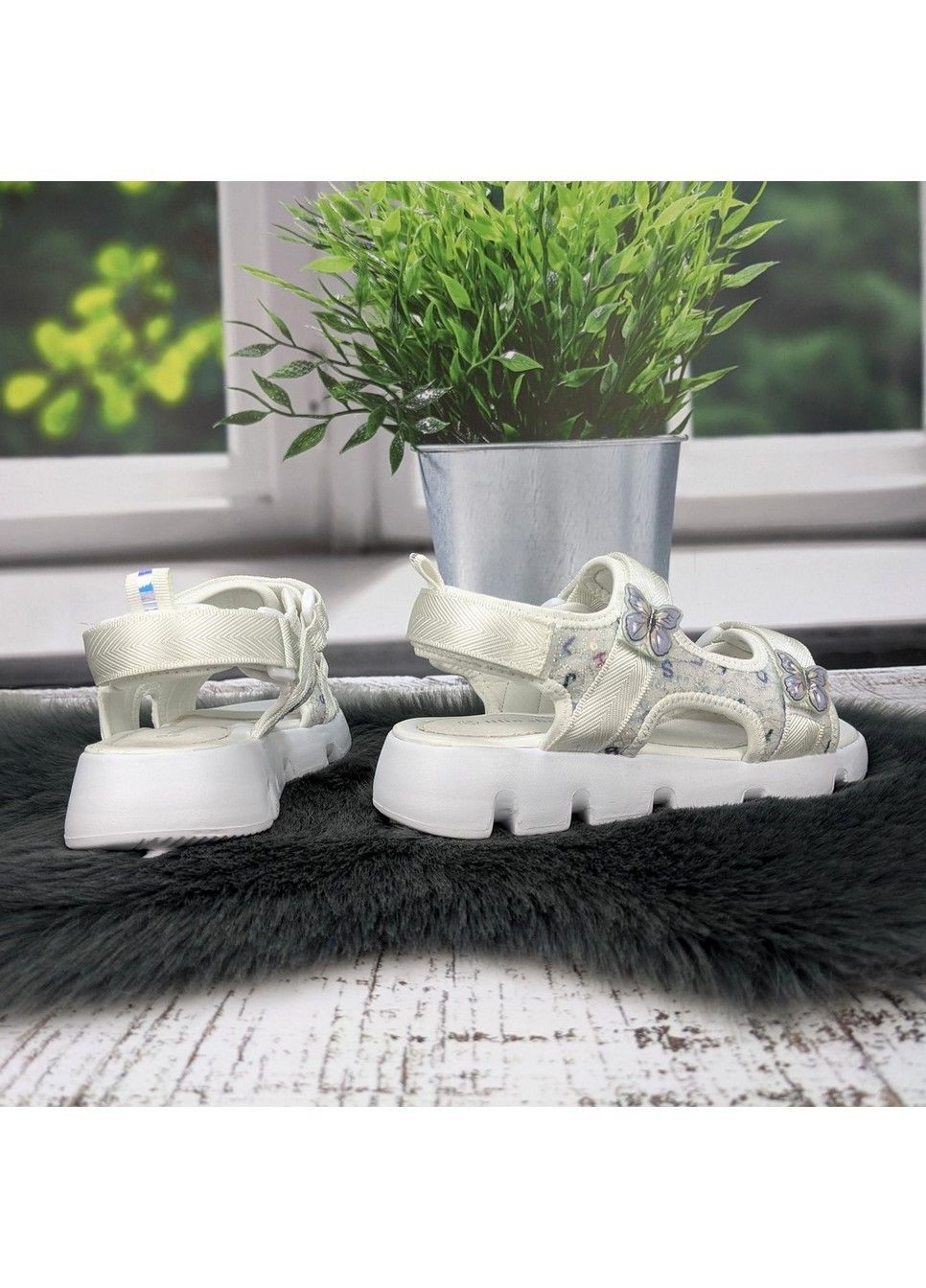 Босоніжки сандалі дитячі для дівчинки Lilin (328386628)