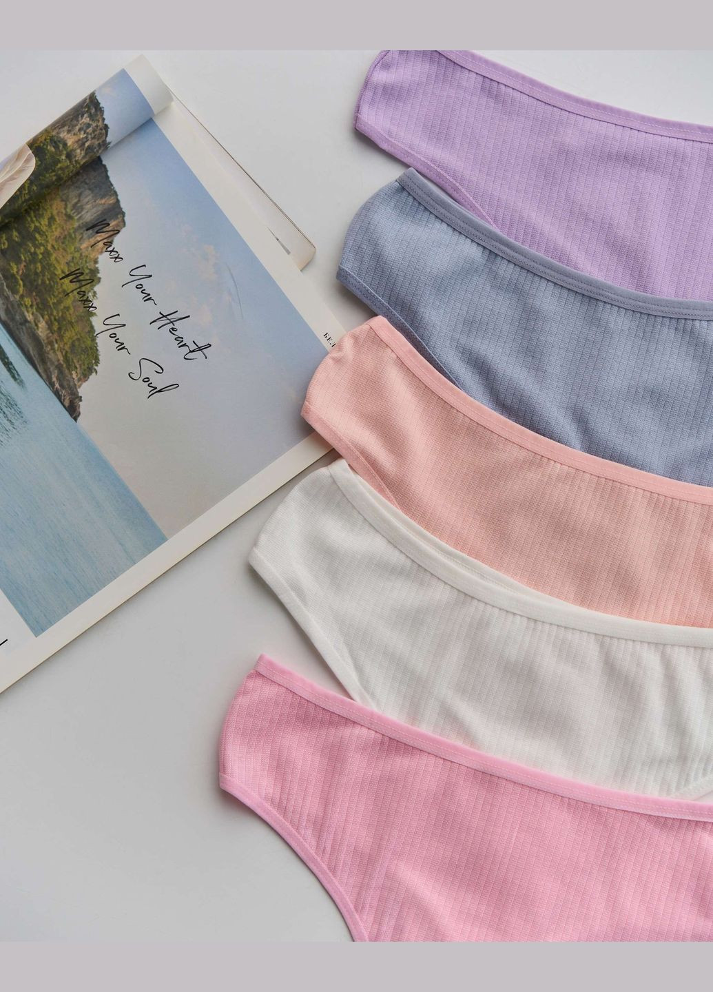 Жіночі труси-стринги пастельні батал - в рубчик 5 шт Nicoletta (342119678)