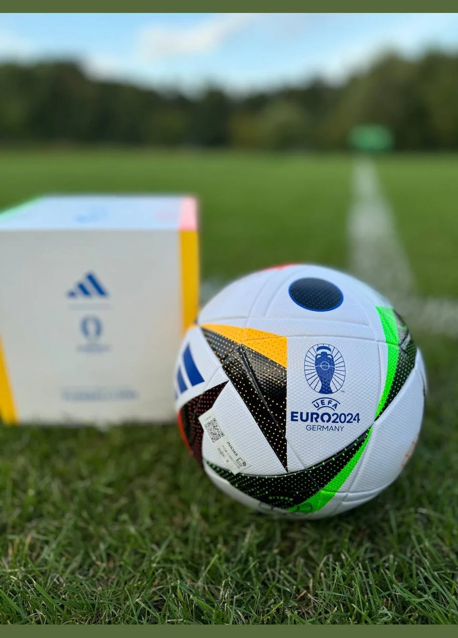 Мяч футбольный Fussballliebe Euro 2024 League Box IN9369 adidas (307060131)