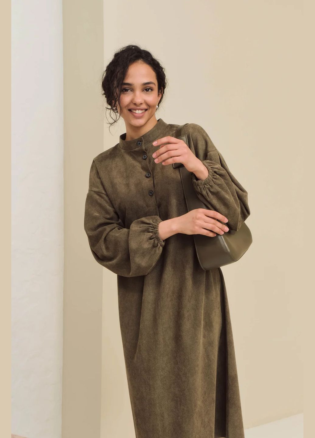 Оливковое (хаки) деловое, повседневный, кэжуал платье Seventeen