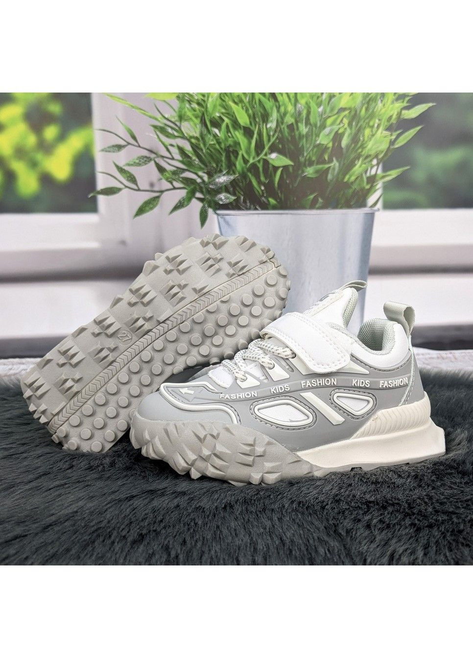 Серые демисезонные кроссовки подростковые Fashion