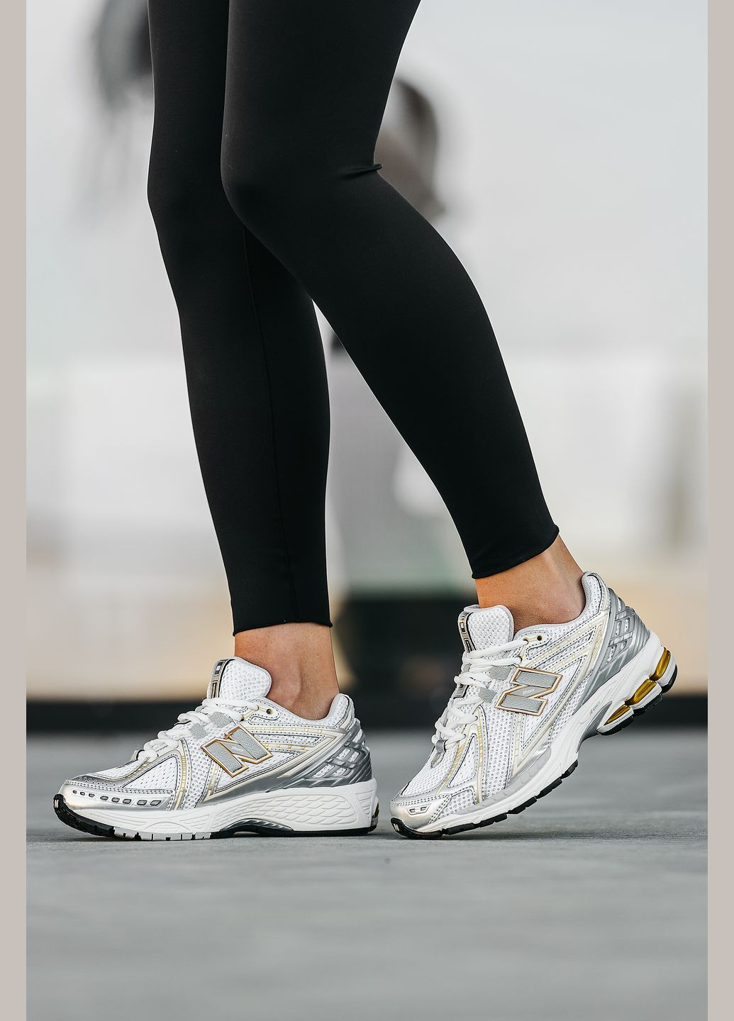 Белые всесезонные кроссовки мужские и женские new balance 1906r white gray | нью беланс 1906r белые серые No Brand