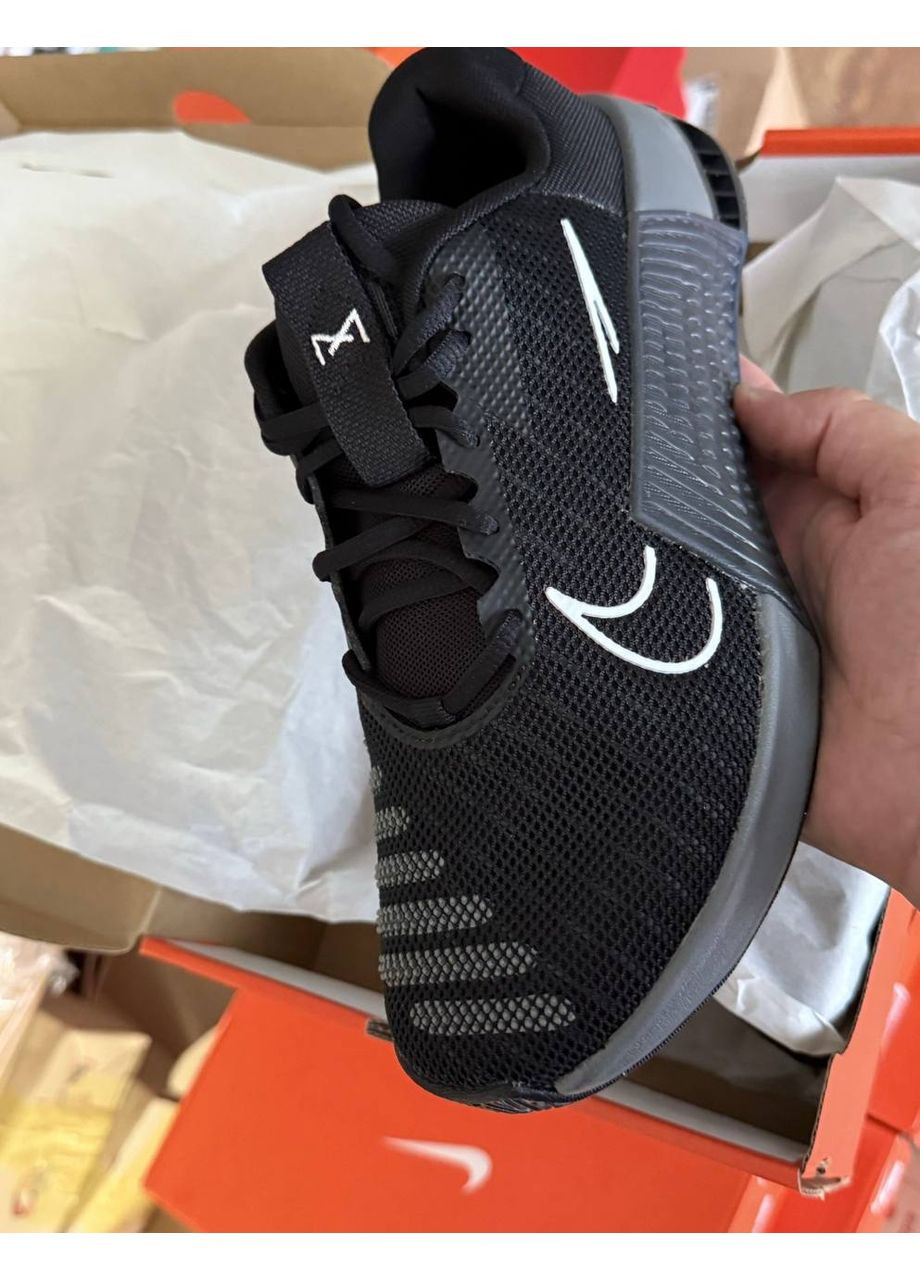 Чорні кросівки metcon 9 dz2617 001 Nike