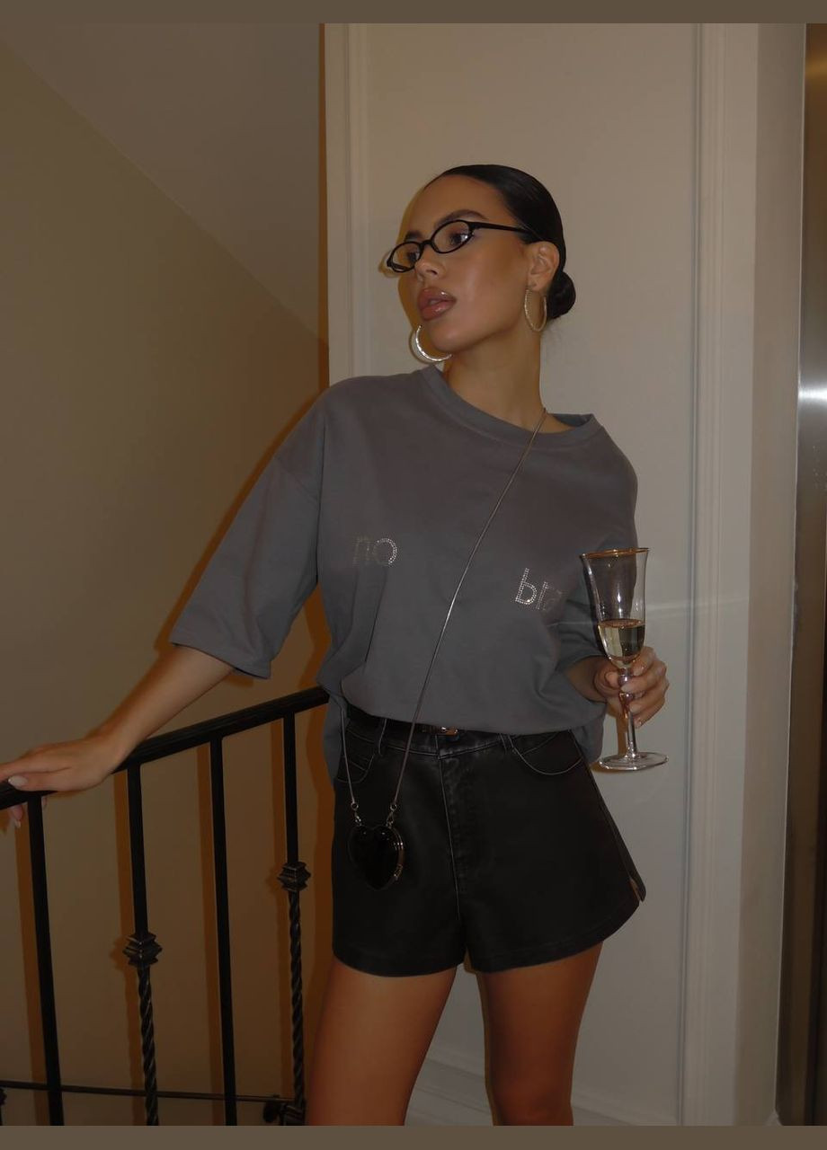 Жіноча трендова футболка с написом Avanti - (331606095)