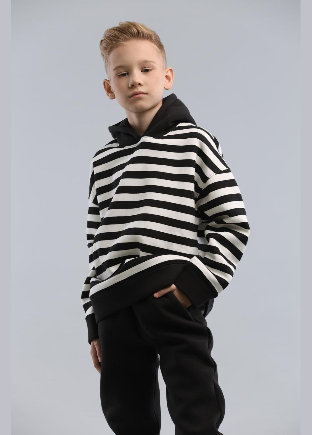 Черный демисезонный костюм подростковый на флисе брючный IRmAS оверсайз