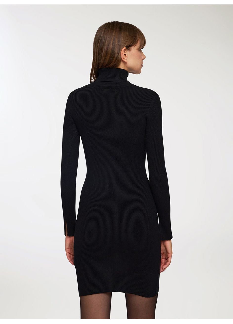 Чорна сукня жін Terranova однотонна